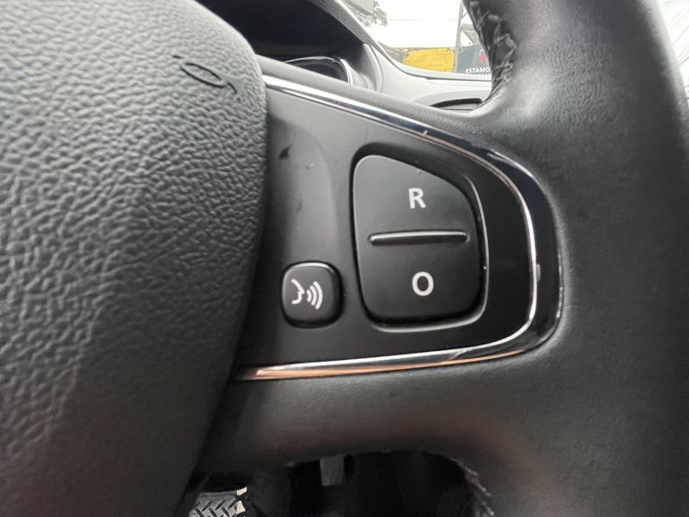Renault CAPTUR Intense 1.6 16V Flex 5p Aut.
