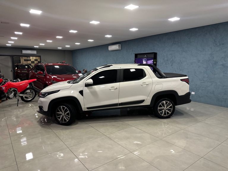Fiat Strada Volcano 1.3 Flex 8V CD Aut.