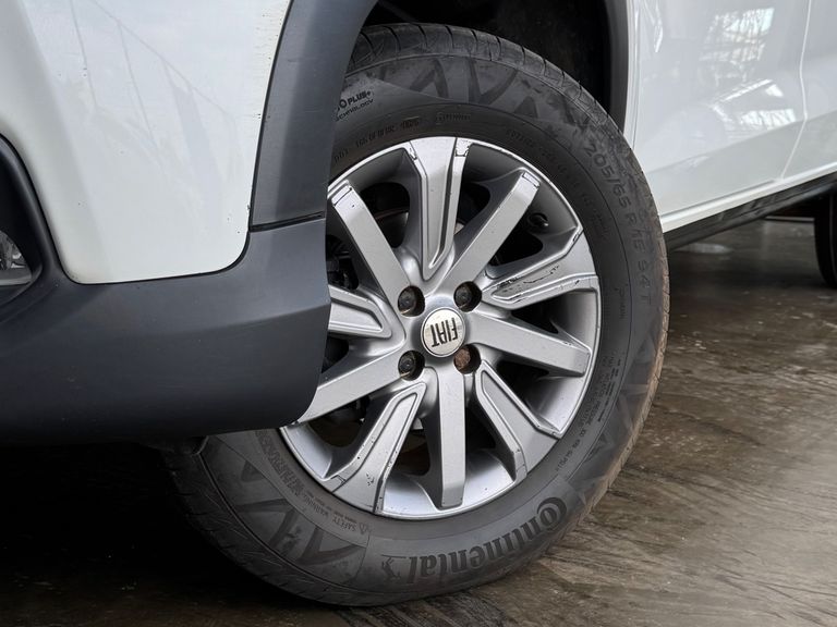 Fiat Strada Freedom 1.3 Flex 8V  CS Plus