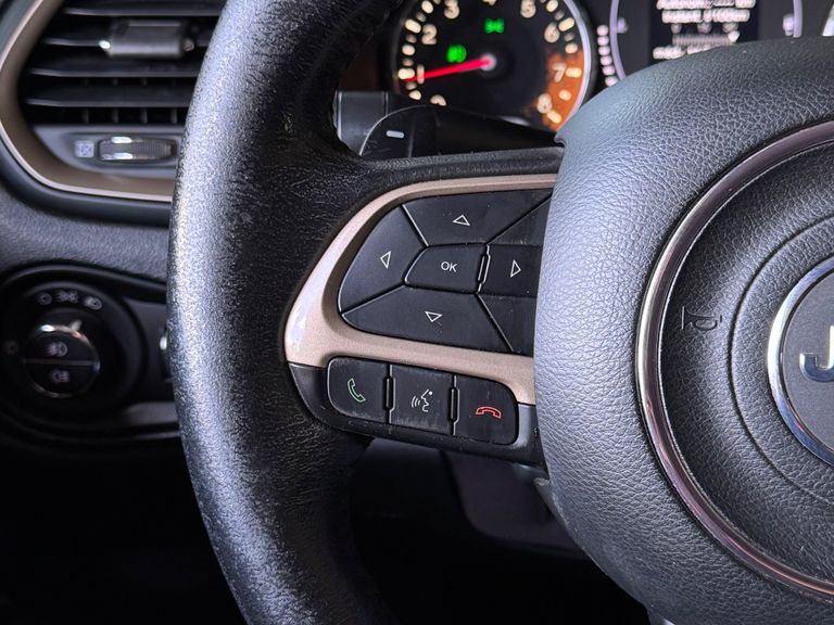 Jeep Renegade Longitude 1.8 4x2 Flex 16V Aut.