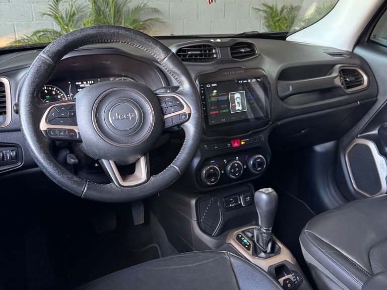 Jeep Renegade Longitude 1.8 4x2 Flex 16V Aut.