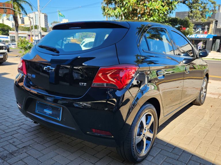 Chevrolet ONIX HATCH LTZ 1.4 8V FlexPower 5p Aut.