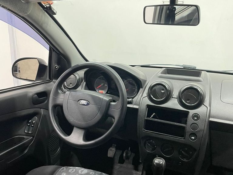 Ford Fiesta SE 1.0 8V Flex 5p
