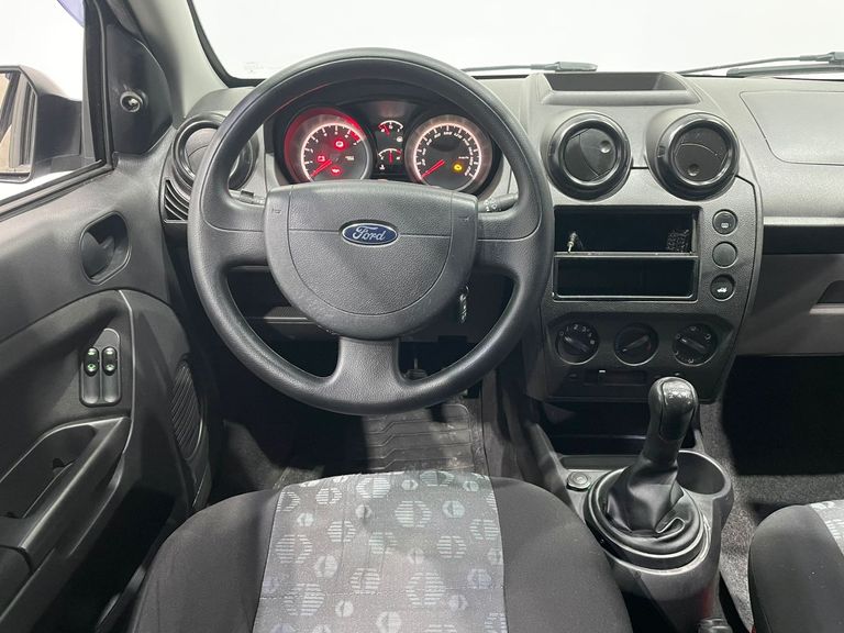 Ford Fiesta SE 1.0 8V Flex 5p
