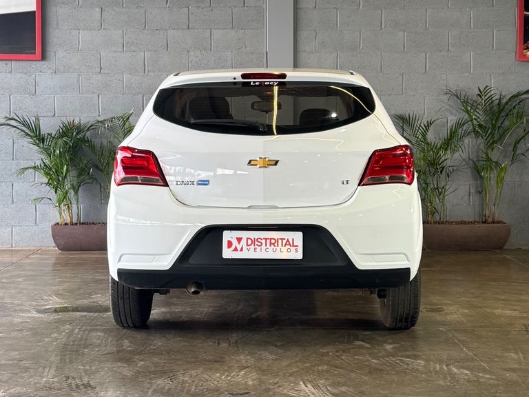 Chevrolet ONIX HATCH LT 1.0 8V FlexPower 5p Mec.