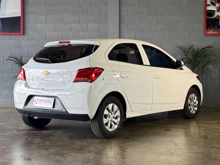 Chevrolet ONIX HATCH LT 1.0 8V FlexPower 5p Mec.