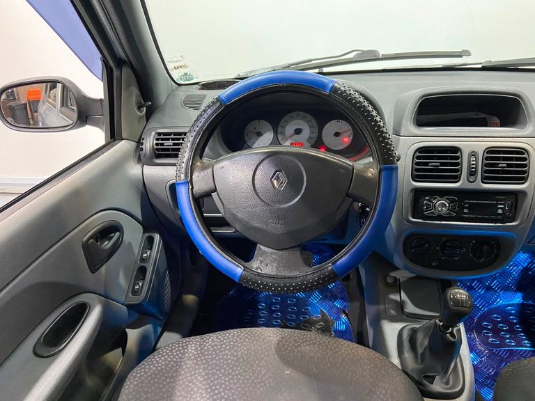 Renault Clio Sed. Authentique Hi-Flex 1.6 16V 4p