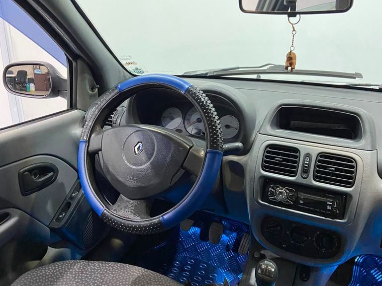 Renault Clio Sed. Authentique Hi-Flex 1.6 16V 4p