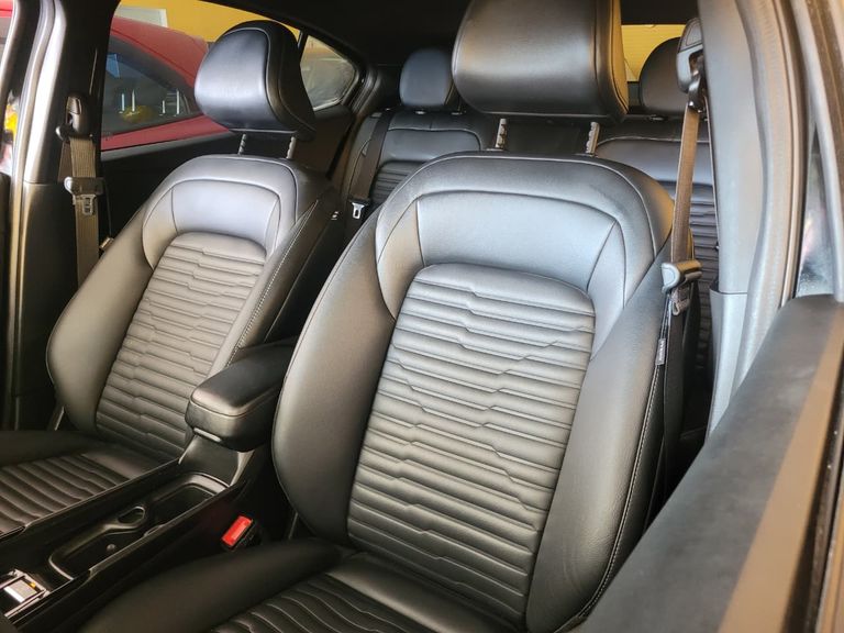 Fiat Fastback Limited Ed.1.3 270 T.Flex Aut.