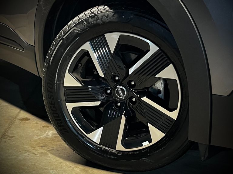 Nissan KICKS Sense 1.0 Turbo Flex Aut.