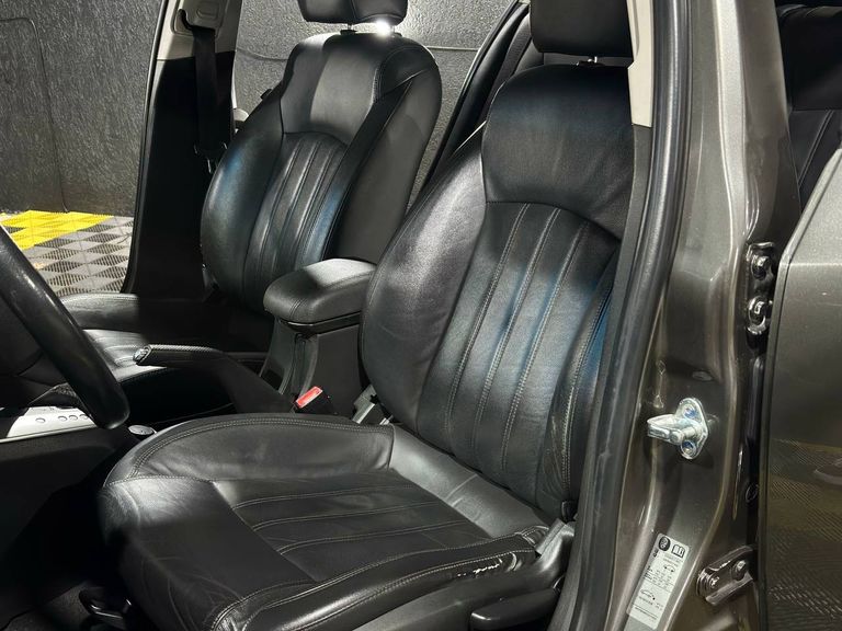 Chevrolet CRUZE LT 1.8 16V FlexPower 4p Aut.