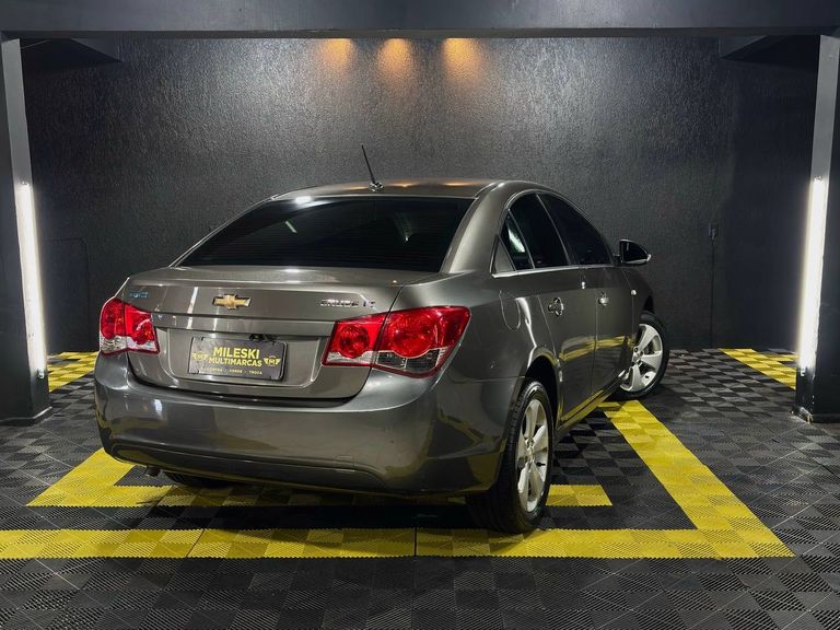 Chevrolet CRUZE LT 1.8 16V FlexPower 4p Aut.