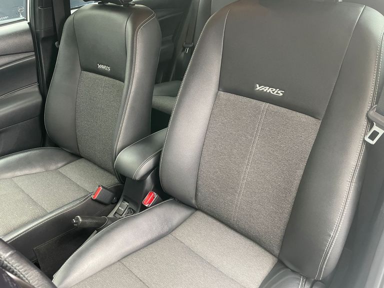 Toyota YARIS XS 1.5 Flex 16V 5p Aut.
