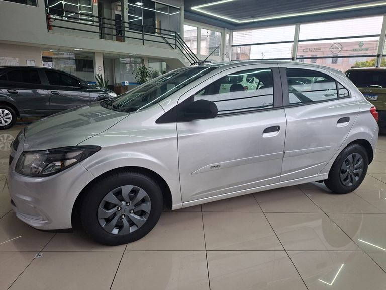 Chevrolet ONIX HATCH Joy 1.0 8V Flex 5p Mec.