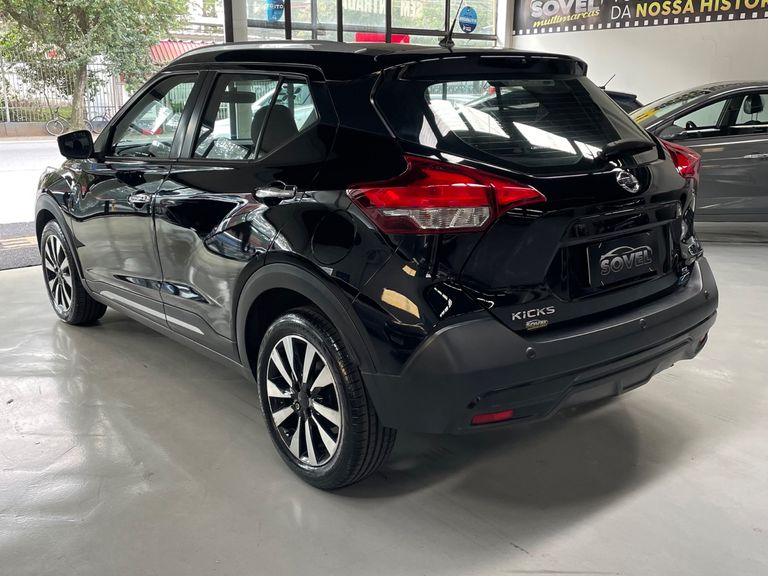 Nissan KICKS SL 1.6 16V FlexStar 5p Aut.