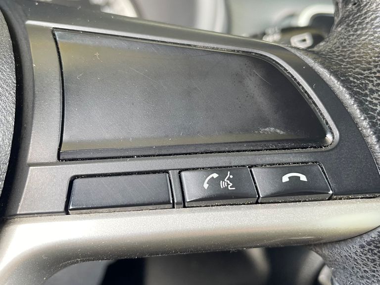 Nissan KICKS SL 1.6 16V FlexStar 5p Aut.
