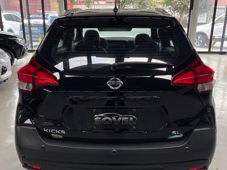 Nissan KICKS SL 1.6 16V FlexStar 5p Aut.