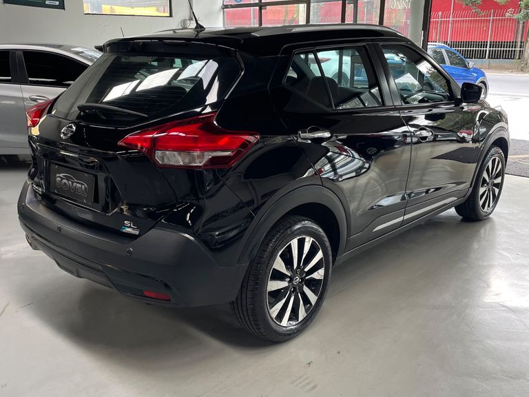 Nissan KICKS SL 1.6 16V FlexStar 5p Aut.