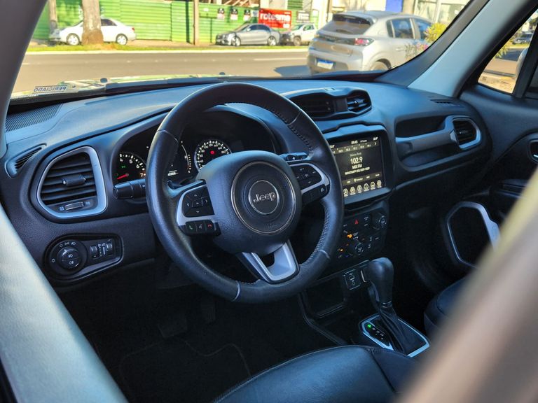 Jeep Renegade Longitude 1.8 4x2 Flex 16V Aut.