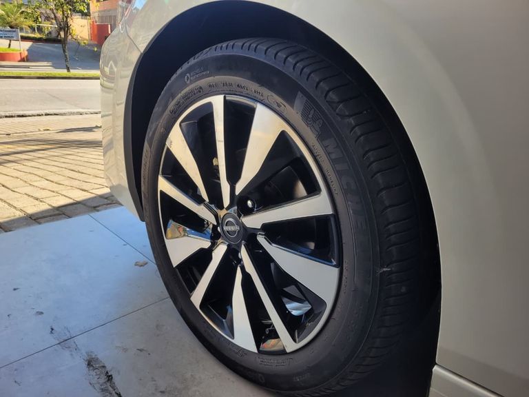 Nissan Sentra Advance 2.0 16V Aut.