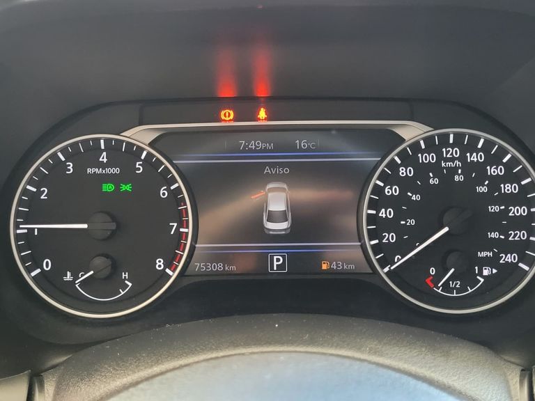 Nissan Sentra Advance 2.0 16V Aut.
