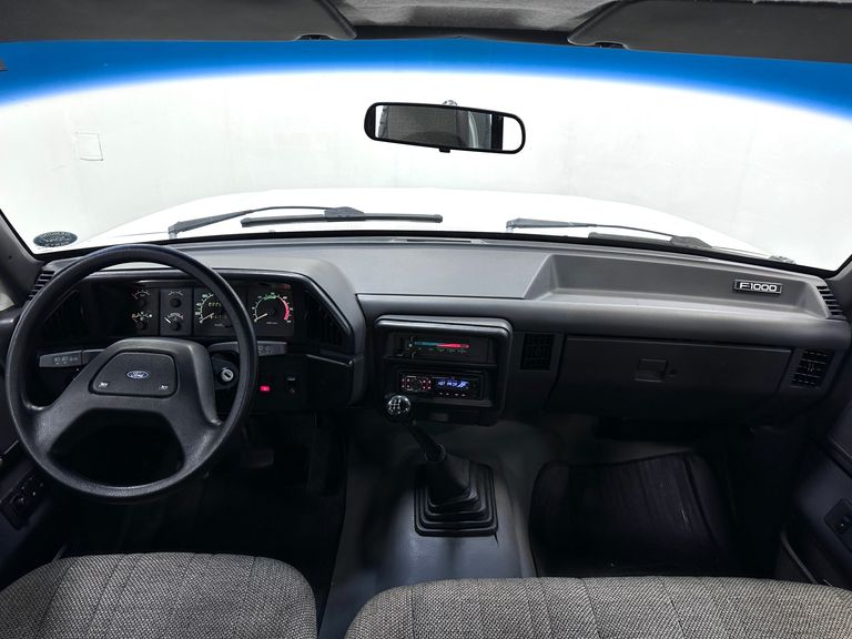 Ford F-1000 XL 4.9i
