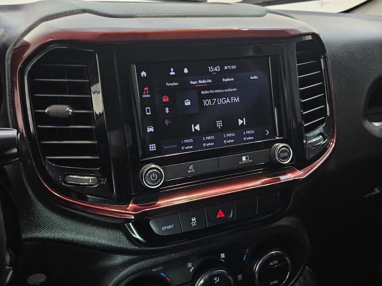 Fiat Toro Freedom 1.8 16V Flex Aut.