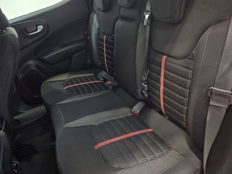 Fiat Toro Freedom 1.8 16V Flex Aut.