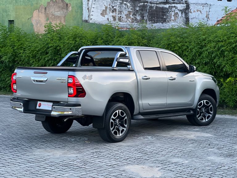 Toyota Hilux CD SRX 4x4 2.8 TDI 16V Diesel Aut.