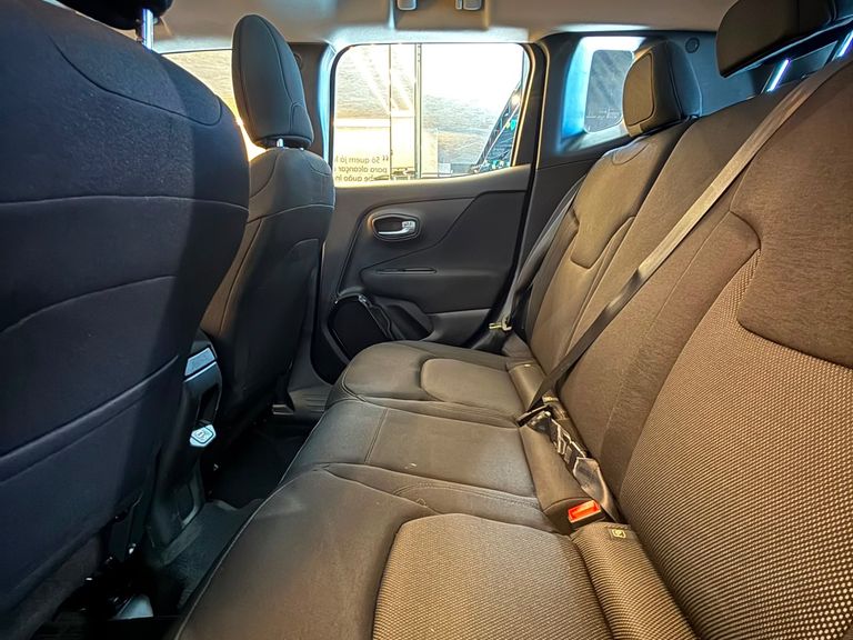 Jeep Renegade Sport 1.8 4x2 Flex 16V Aut.