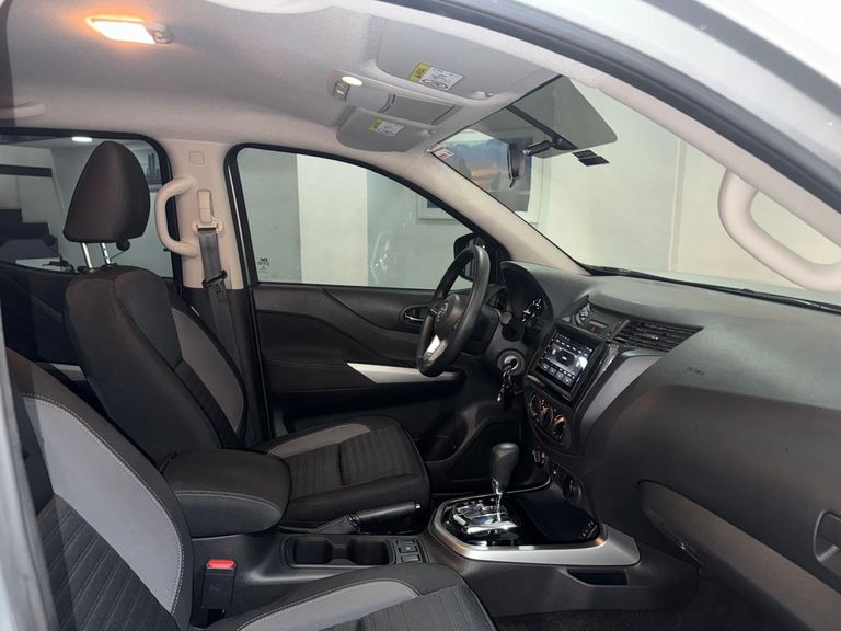 Nissan Frontier SE CD 4x4 2.3 Bi-TB Diesel Aut.
