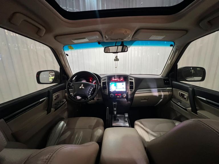 Mitsubishi Pajero HPE Full 3.2 4x4 T.I.Dies. 5p Aut