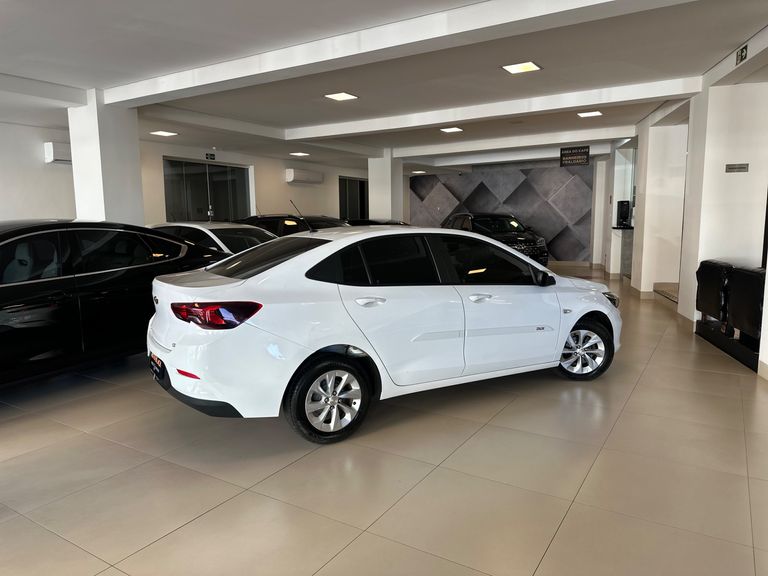 Chevrolet ONIX SEDAN Plus LT 1.0 12V Flex 4p Mec.