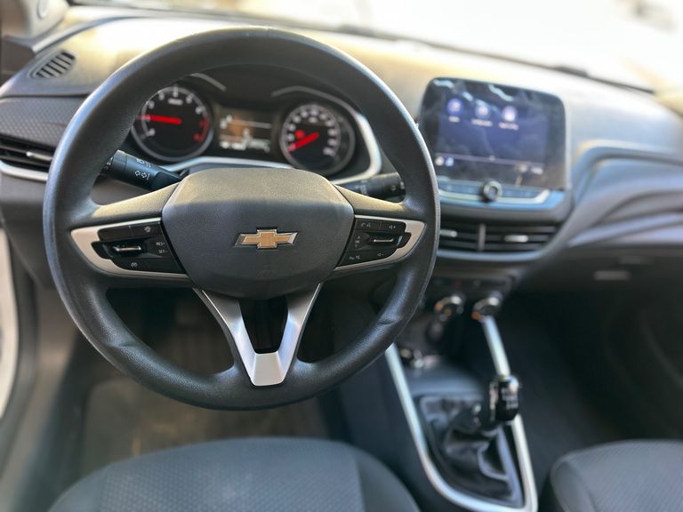 Chevrolet ONIX SEDAN Plus LT 1.0 12V Flex 4p Mec.