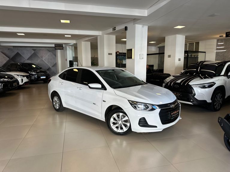 Chevrolet ONIX SEDAN Plus LT 1.0 12V Flex 4p Mec.