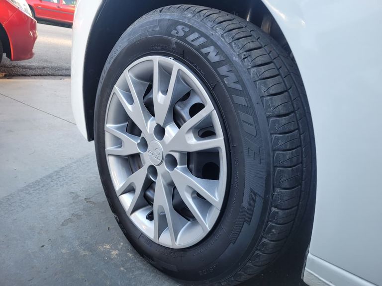 Peugeot 208 Like 1.0 Flex 6V 5p Mec.
