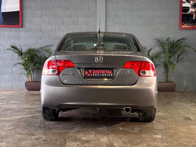 Honda Civic Sedan LXS 1.8/1.8 Flex 16V Mec. 4p
