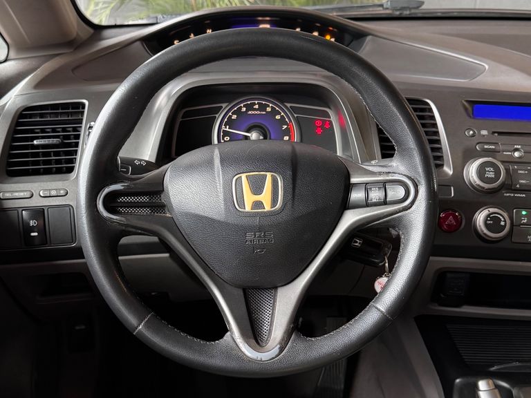 Honda Civic Sedan LXS 1.8/1.8 Flex 16V Mec. 4p