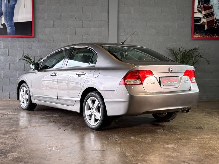 Honda Civic Sedan LXS 1.8/1.8 Flex 16V Mec. 4p
