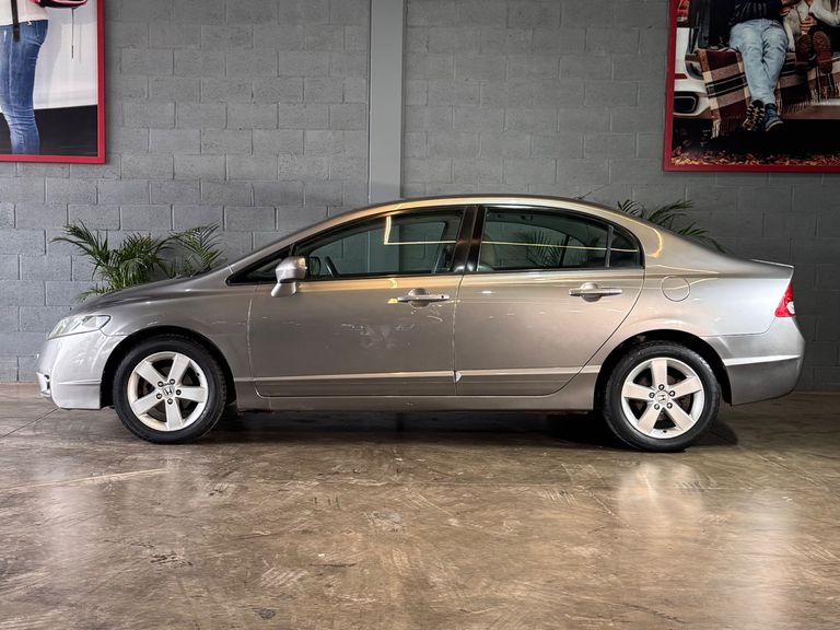 Honda Civic Sedan LXS 1.8/1.8 Flex 16V Mec. 4p