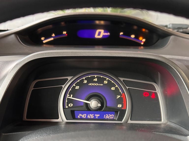 Honda Civic Sedan LXS 1.8/1.8 Flex 16V Mec. 4p