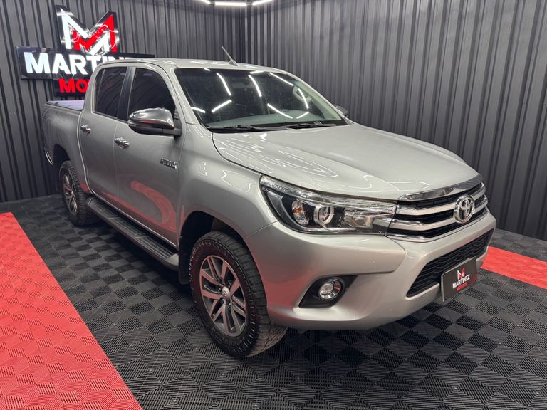 Toyota Hilux CD SRX 4x4 2.8 TDI 16V Diesel Aut.