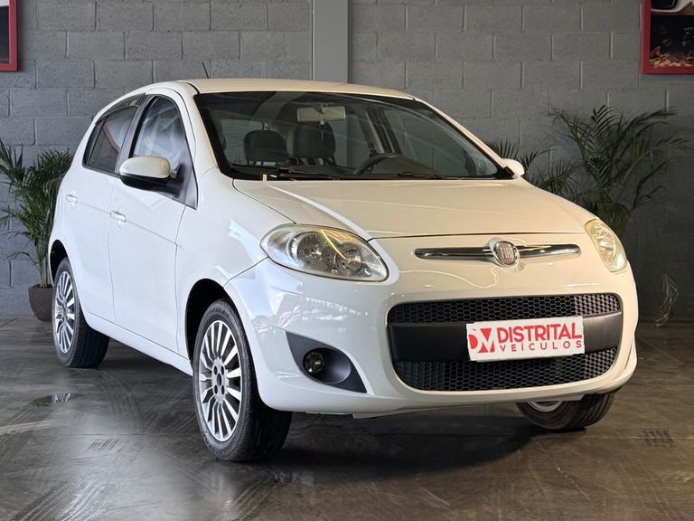 Fiat Palio ESSENCE 1.6 Flex 16V 5p