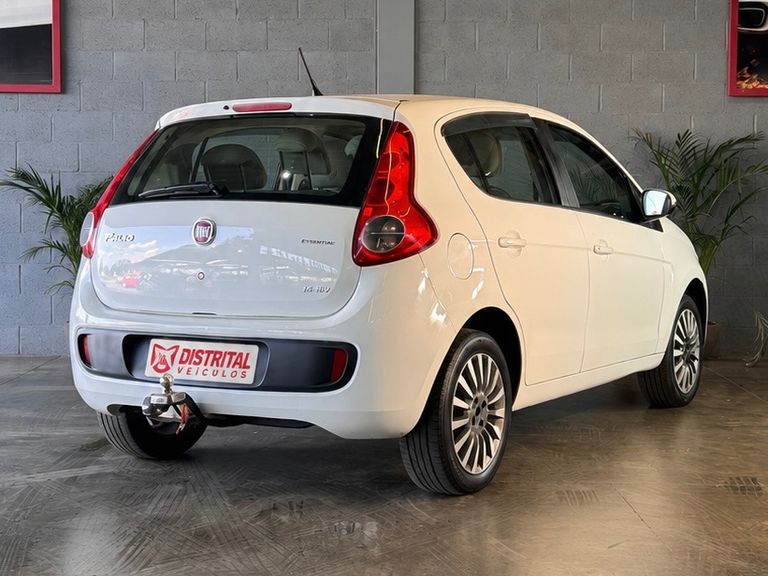 Fiat Palio ESSENCE 1.6 Flex 16V 5p