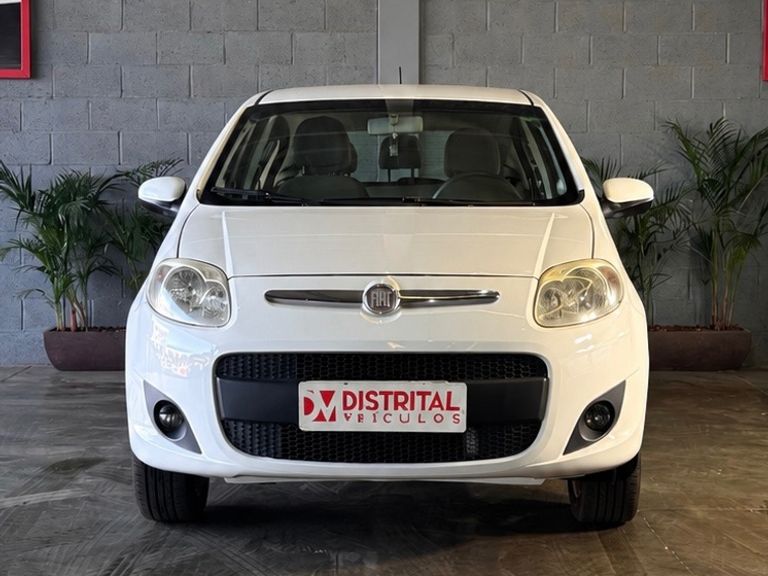 Fiat Palio ESSENCE 1.6 Flex 16V 5p