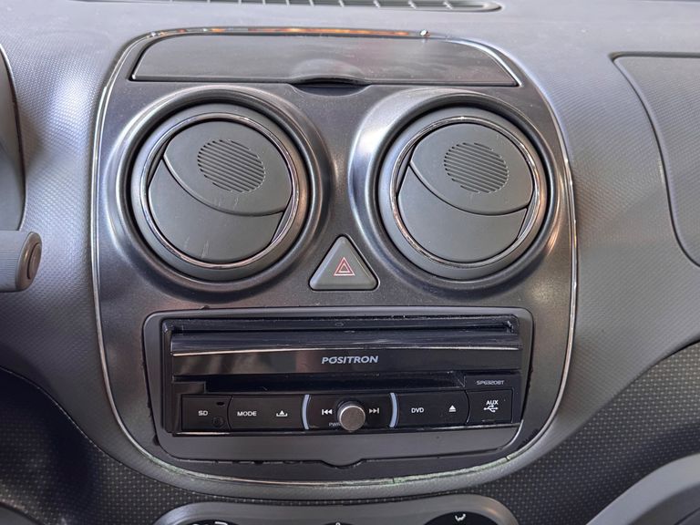 Fiat Palio ESSENCE 1.6 Flex 16V 5p