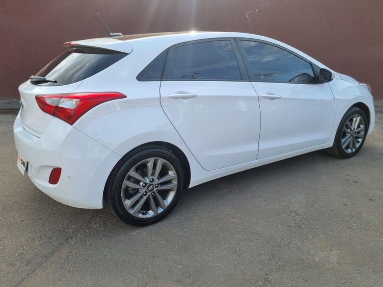 Hyundai i30 1.8 16V Aut. 5p