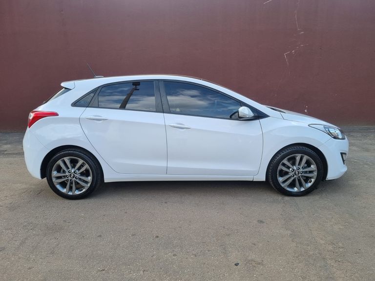 Hyundai i30 1.8 16V Aut. 5p