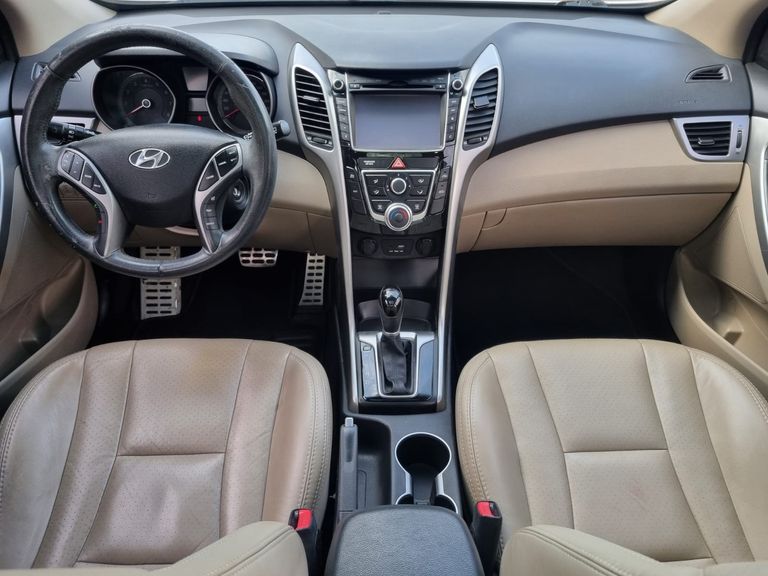 Hyundai i30 1.8 16V Aut. 5p