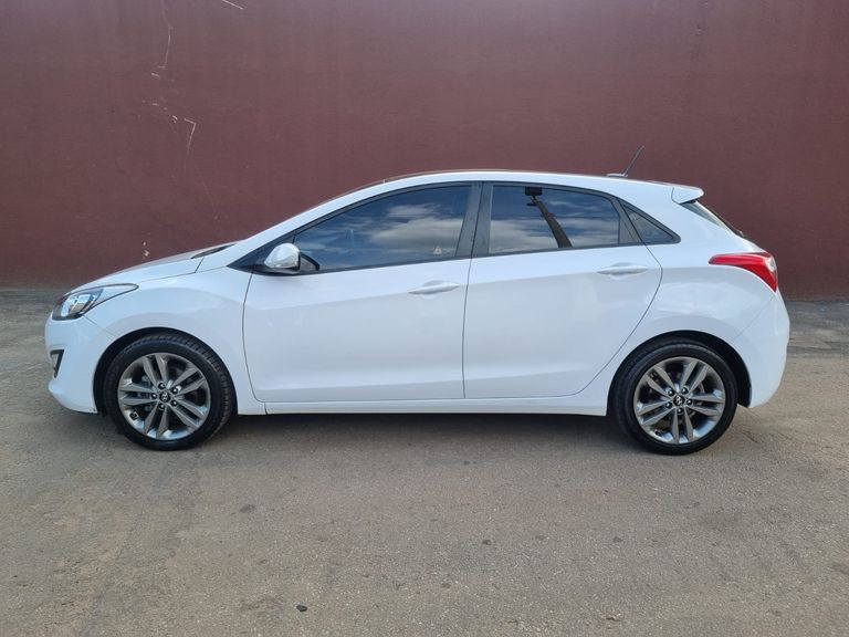 Hyundai i30 1.8 16V Aut. 5p